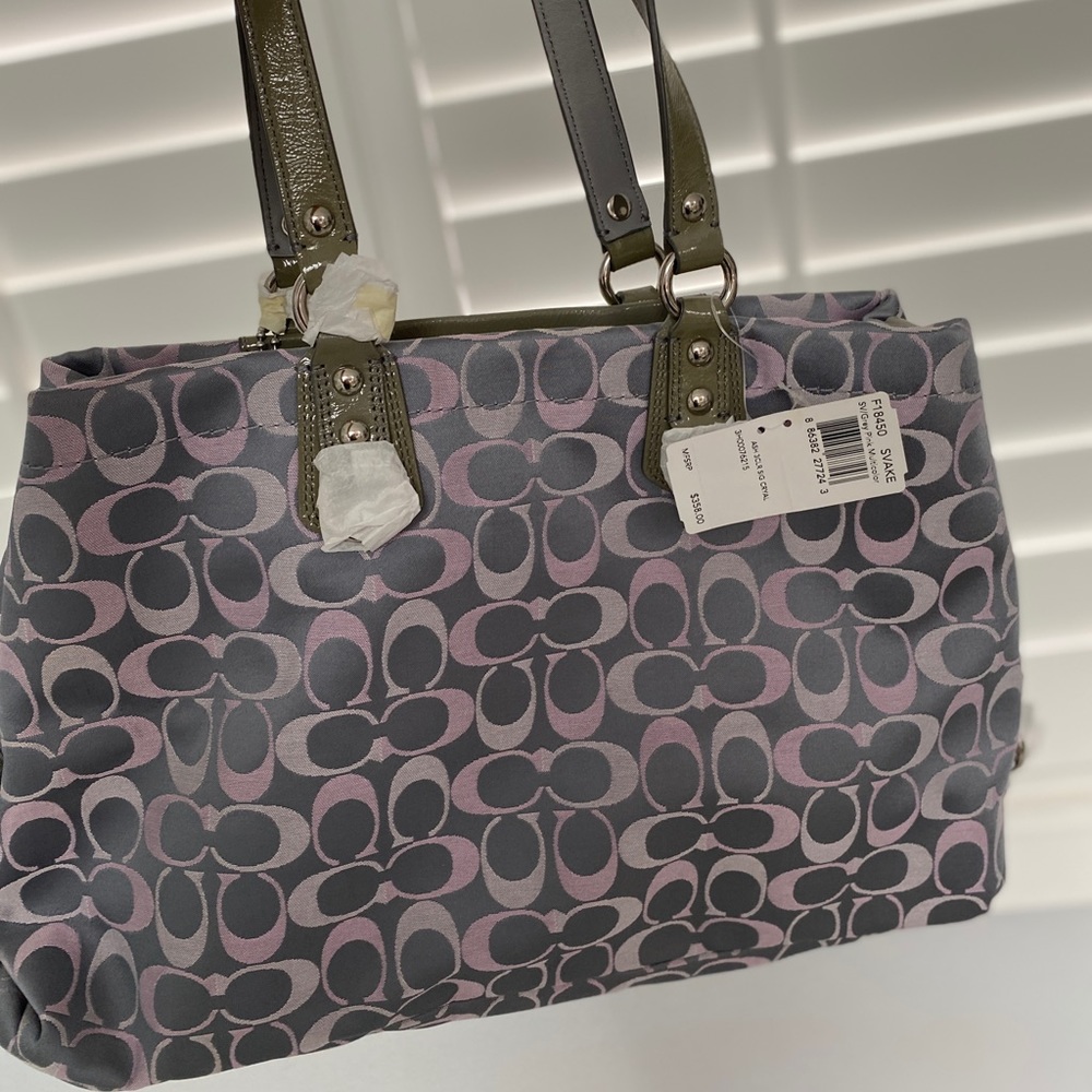NWT coach purse! :)